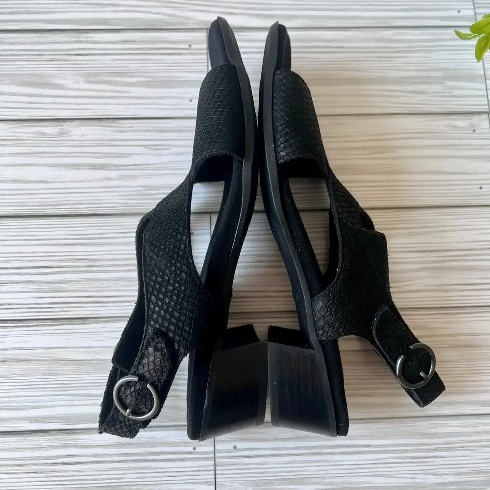 Munro 'Jenny' Black Lizard Print Nubuck Open-Toe Sandals Size: 8.5N Narrow Fit - Picture 11 of 13